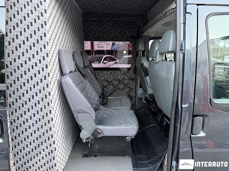 2010 Ford Transit — Miniatură 8