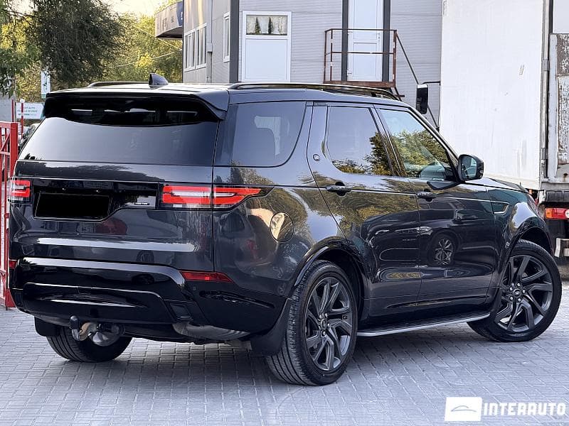 2017 Land Rover Discovery — Miniatură 4