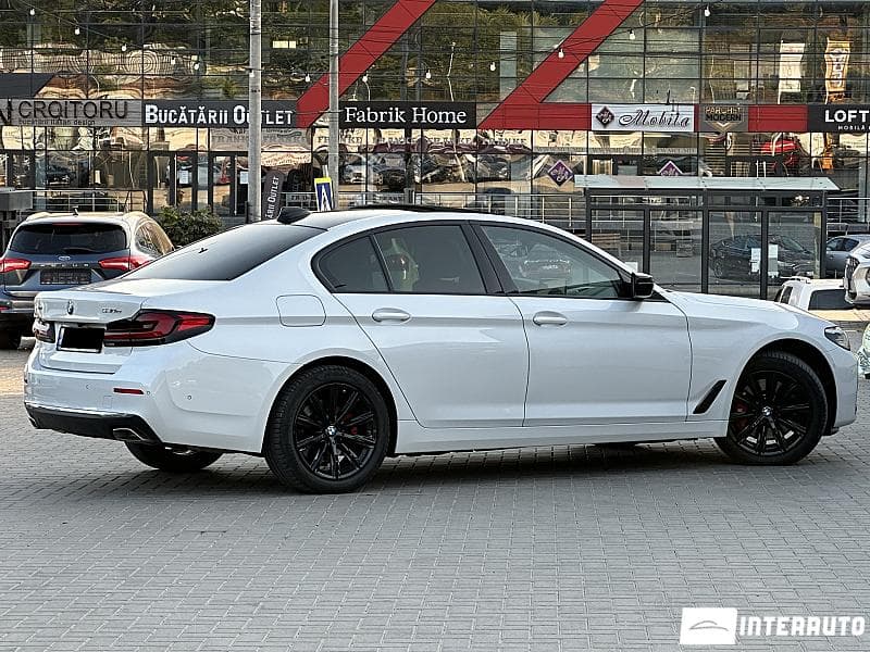 2020 BMW 530e — Miniatură 3