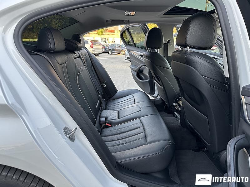 2020 BMW 530e — Miniatură 13