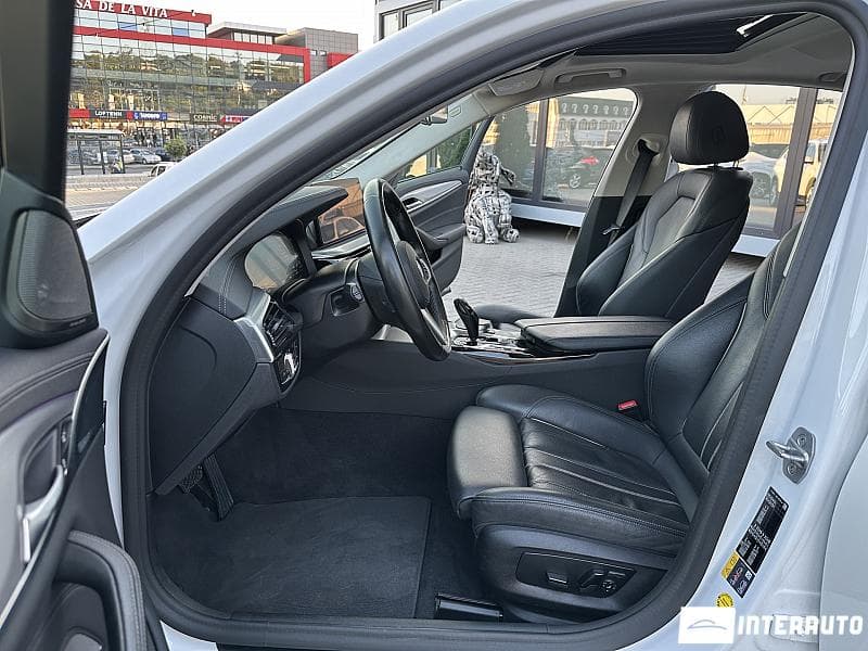 2020 BMW 530e — Miniatură 5