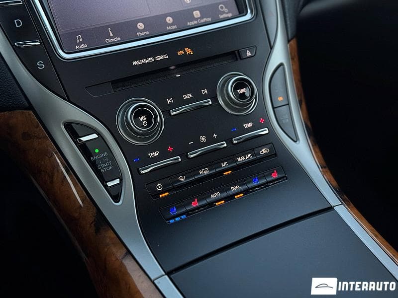 2019 Lincoln Nautilus — Miniatură 11