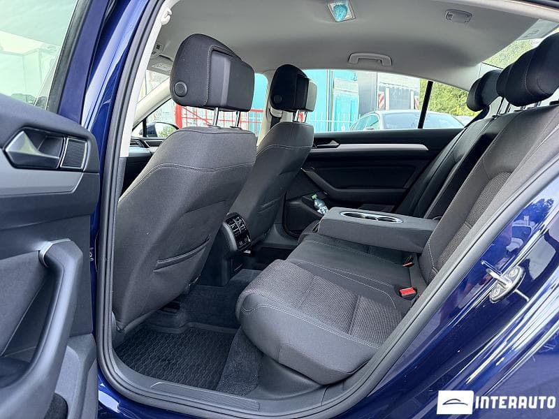 2018 Volkswagen Passat — Miniatură 14