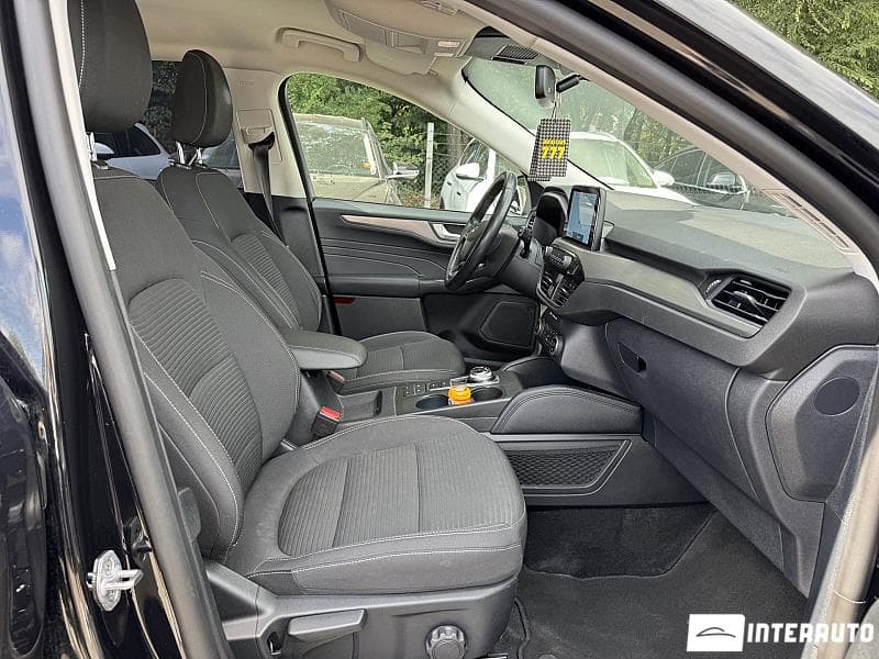 2021 Ford Kuga — Miniatură 18