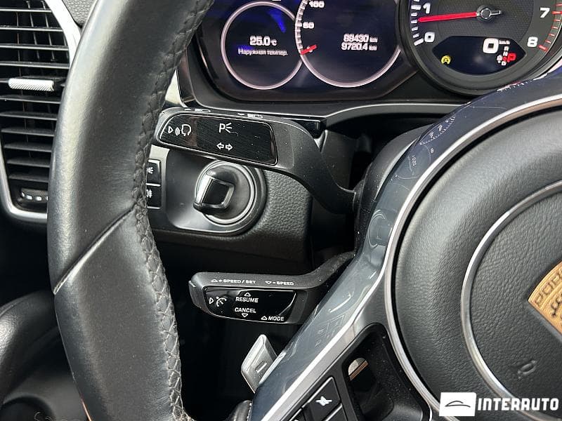 2019 Porsche Cayenne — Miniatură 12