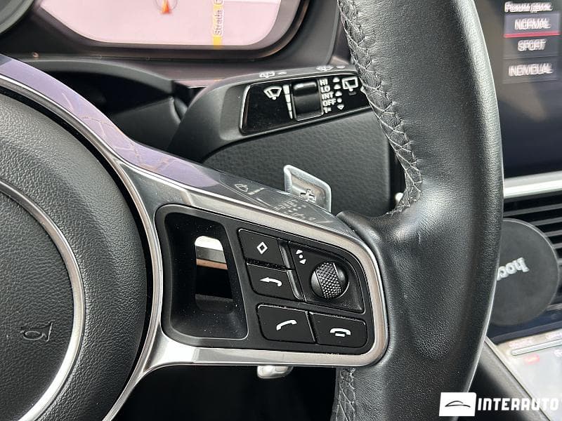 2019 Porsche Cayenne — Miniatură 13