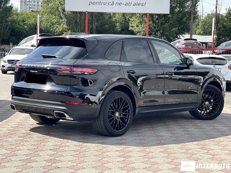 2019 Porsche Cayenne — Miniatură 2