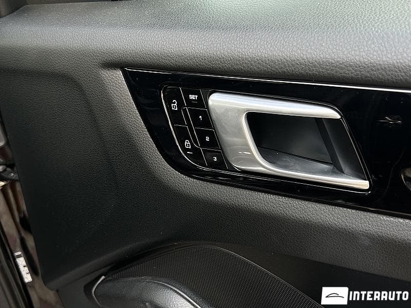 2019 Porsche Cayenne — Miniatură 20