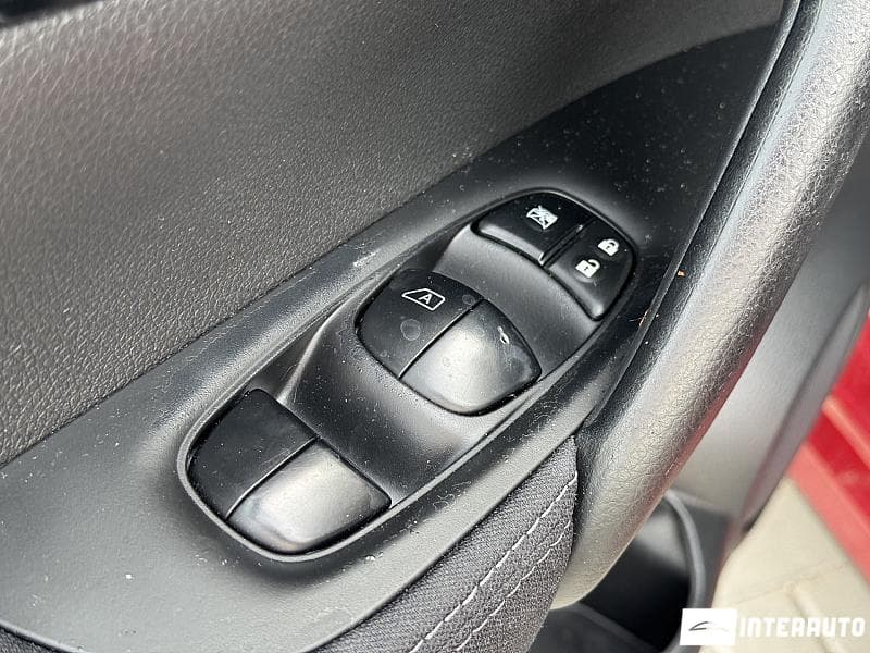 2015 Nissan Qashqai — Miniatură 6