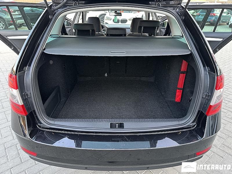 2017 Skoda Octavia — Miniatură 18