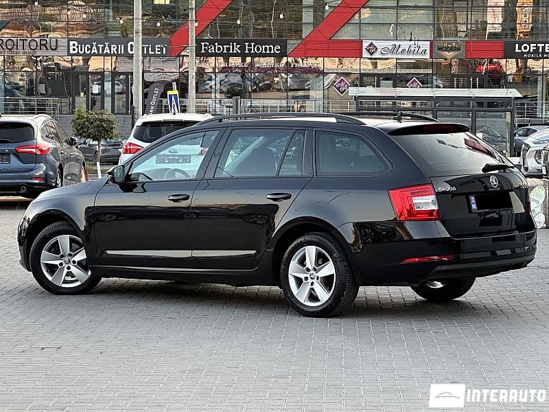 2017 Skoda Octavia — Miniatură 4