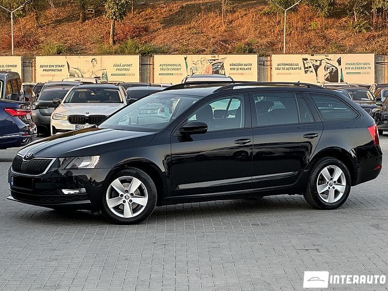 2017 Skoda Octavia — Miniatură 2