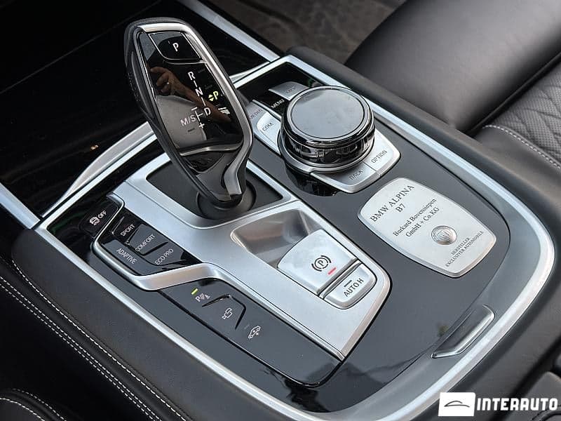 2019 BMW 750 — Miniatură 12