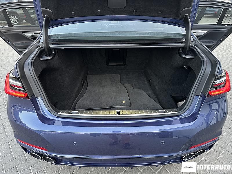2019 BMW 750 — Miniatură 25