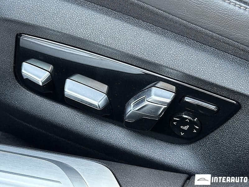 2019 BMW 750 — Miniatură 21