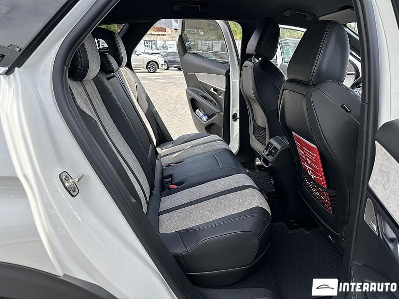 2021 Peugeot 3008 — Miniatură 13