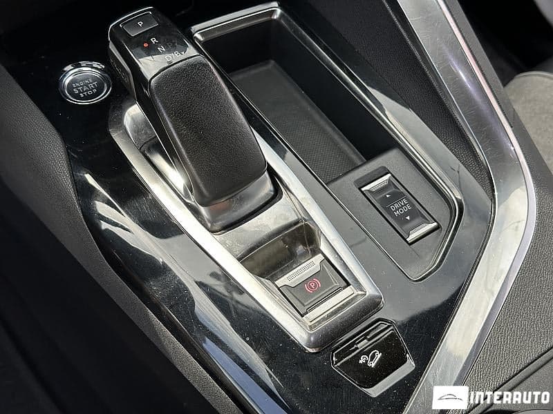 2021 Peugeot 3008 — Miniatură 11