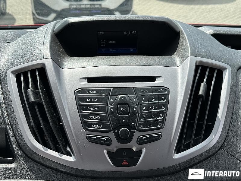 2018 Ford Transit — Miniatură 11