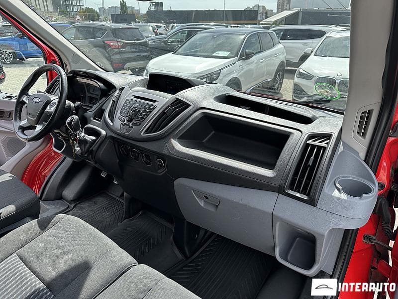 2018 Ford Transit — Miniatură 6