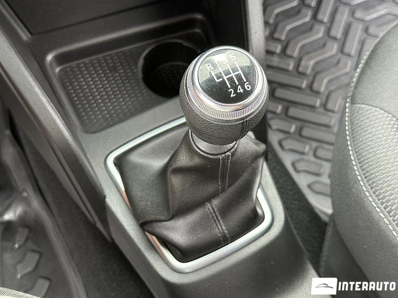 Dacia Duster 2021 — Миниатюра 11