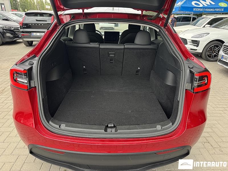 2021 Tesla Model Y — Miniatură 16