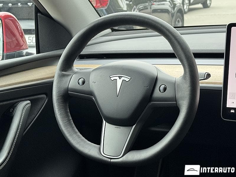 2021 Tesla Model Y — Miniatură 8