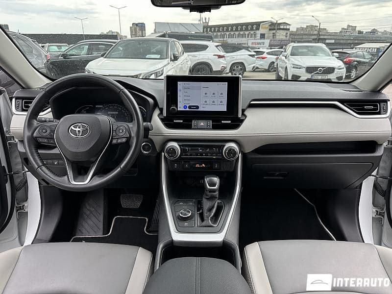 Toyota Rav-4 2024 — Миниатюра 6