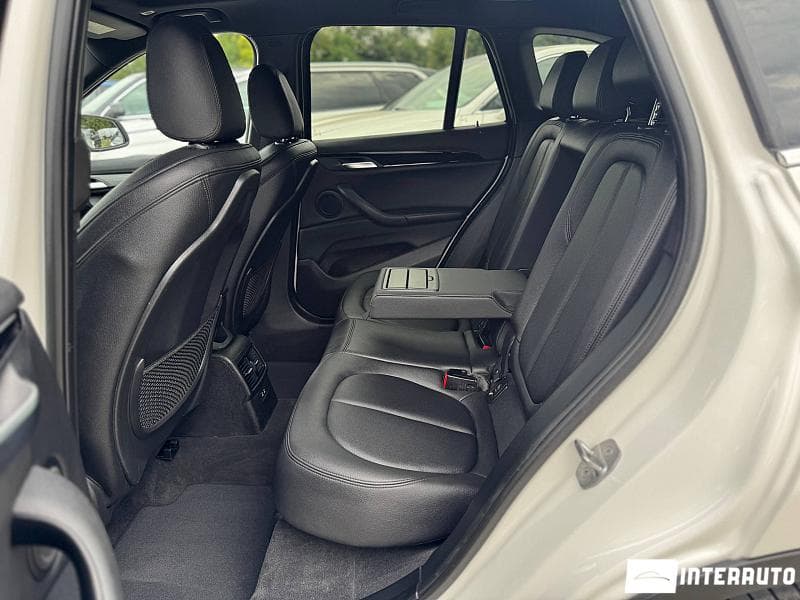 2018 BMW X1 2.8i — Miniatură 13