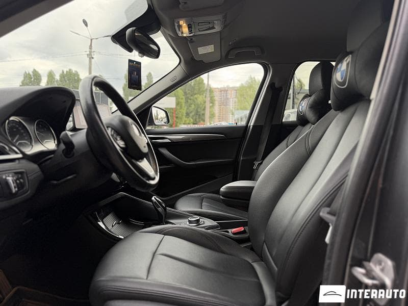 2020 BMW X1 1.6D — Miniatură 5