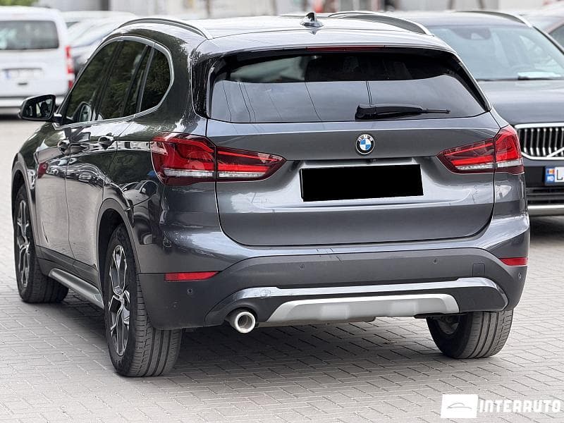 2020 BMW X1 1.6D — Miniatură 4