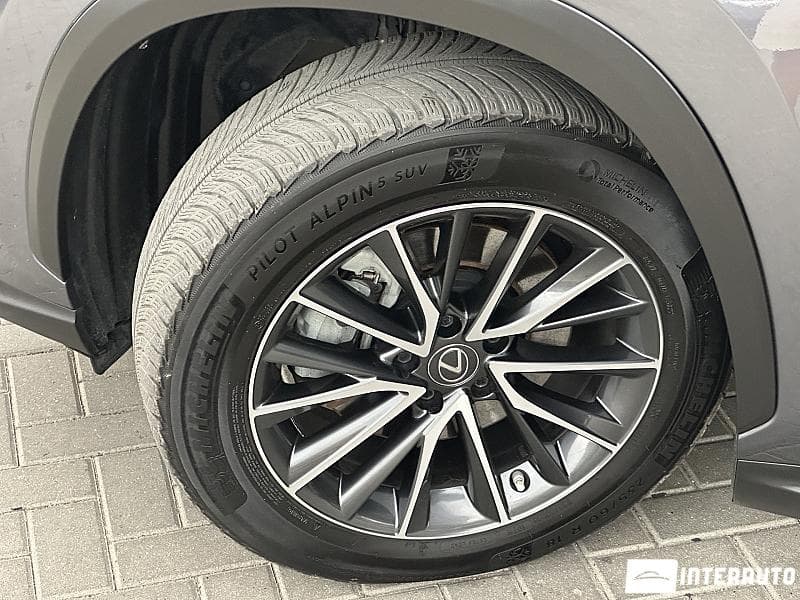 2022 Lexus NX 350H — Miniatură 18