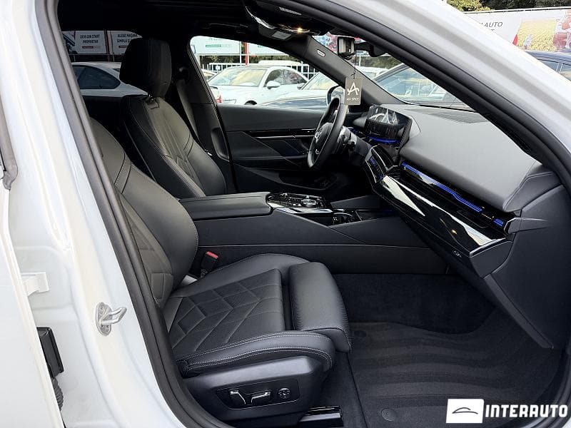2024 BMW 530 — Miniatură 15