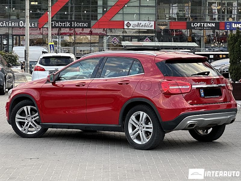 2015 Mercedes GLA 200 — Miniatură 4
