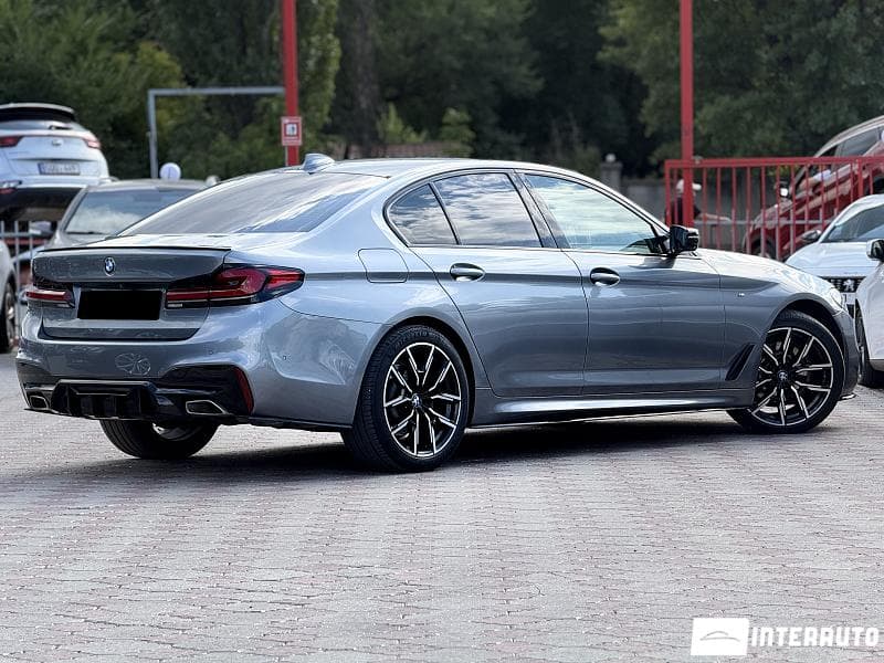 BMW 520 2018 — Миниатюра 2