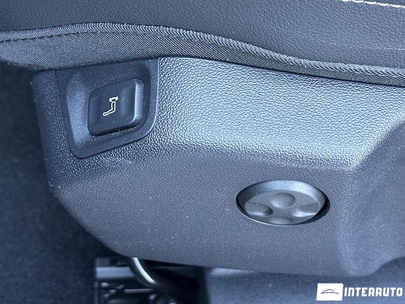 2023 Opel Grandland X — Miniatură 10