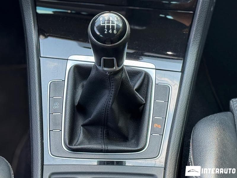 2016 Volkswagen Golf — Miniatură 13