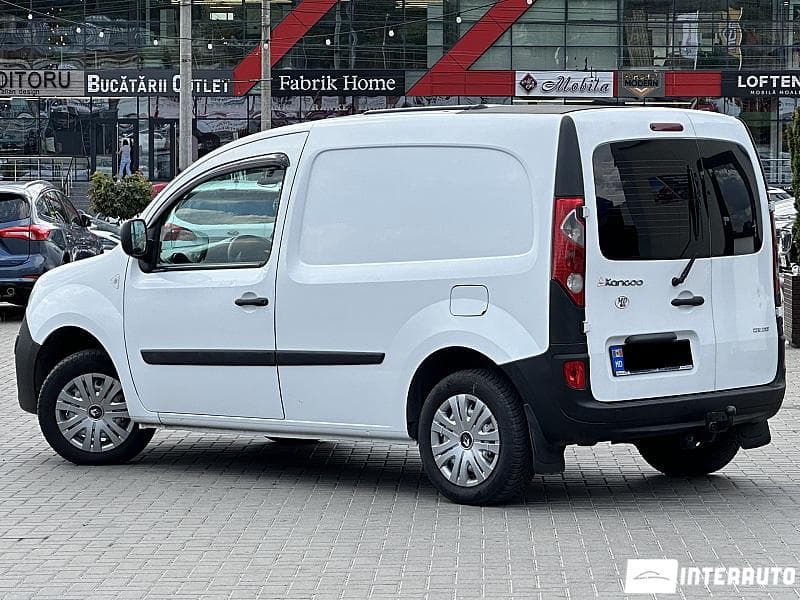 2010 Renault Kangoo — Miniatură 4