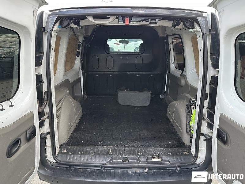 2010 Renault Kangoo — Miniatură 13