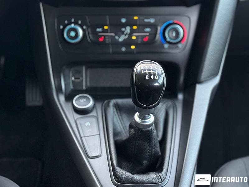 2018 Ford Focus — Miniatură 13
