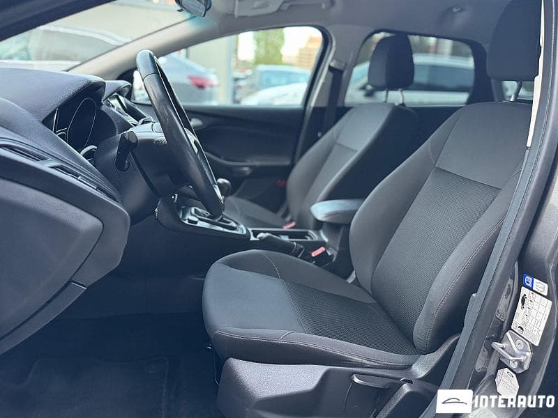 2018 Ford Focus — Miniatură 6