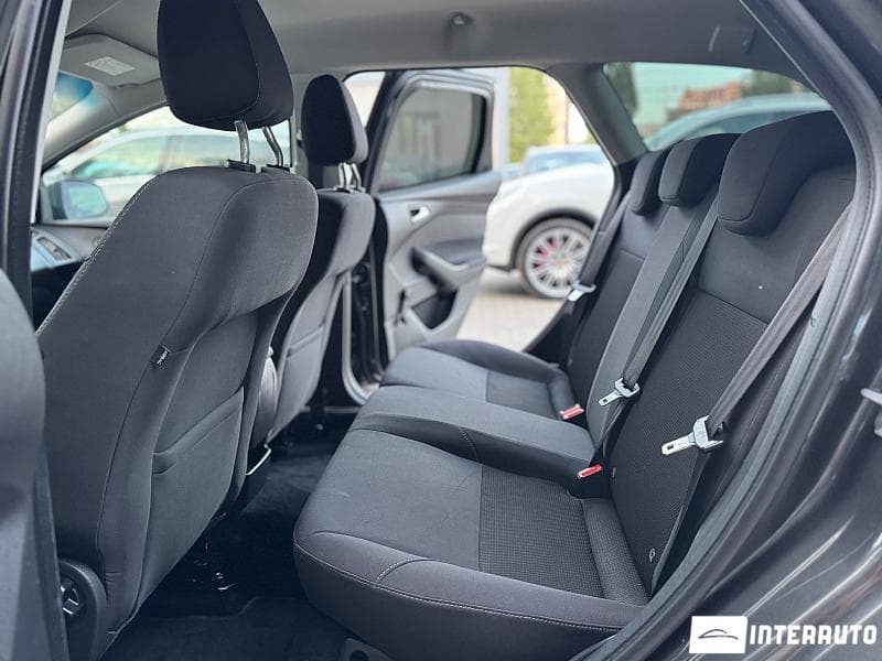 2018 Ford Focus — Miniatură 10