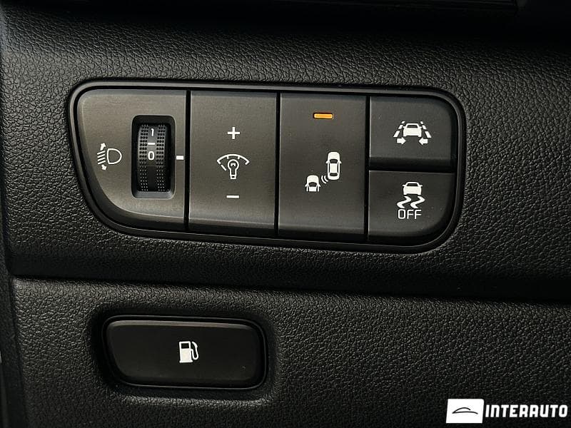 2016 Kia Niro — Miniatură 18