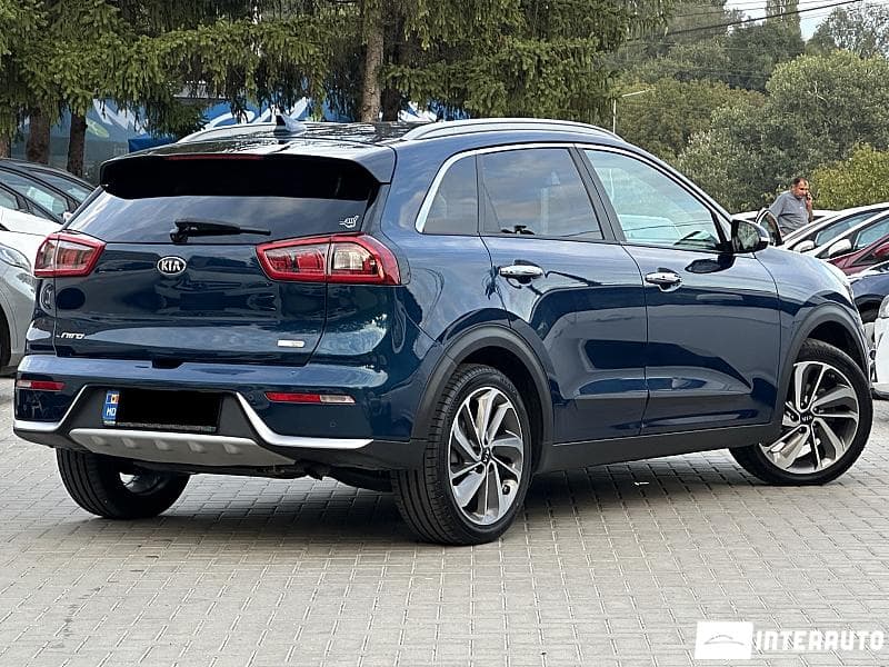 2016 Kia Niro — Miniatură 3