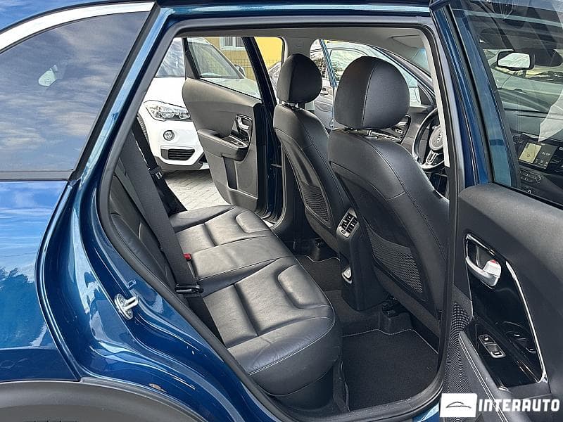 2016 Kia Niro — Miniatură 15