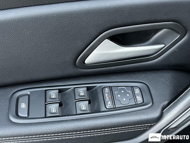 Dacia Duster 2023 — Миниатюра 16