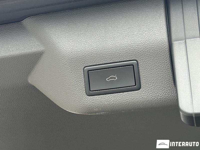 2023 Volkswagen Multivan — Miniatură 24