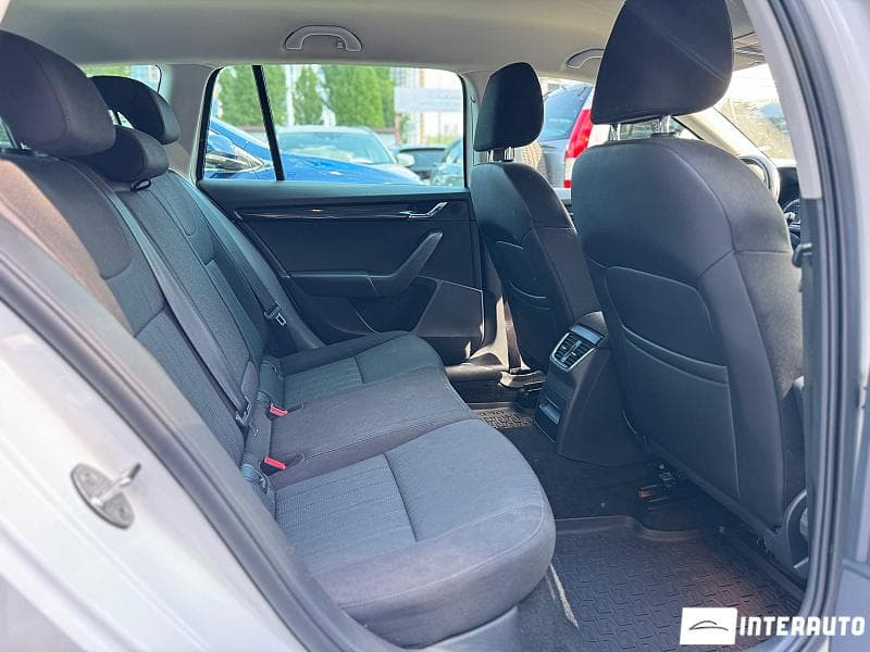 2019 Skoda Octavia — Miniatură 16