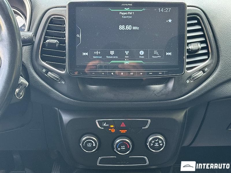 2018 Jeep Compass — Miniatură 12