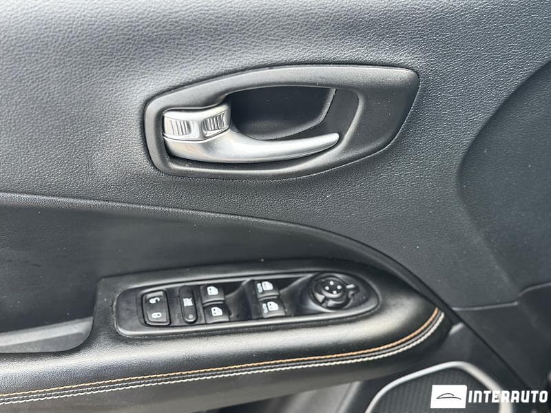 2018 Jeep Compass — Miniatură 5
