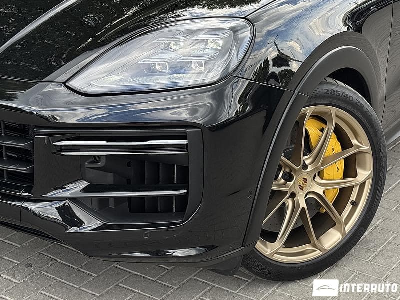 2024 Porsche Cayenne Turbo E-Hybrid Coupe — Miniatură 2